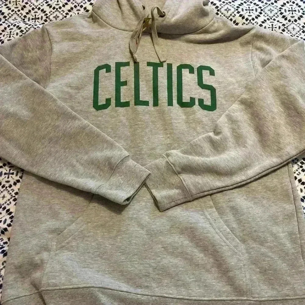 New!! NBA Celtics Hayward hoodie men’s XL